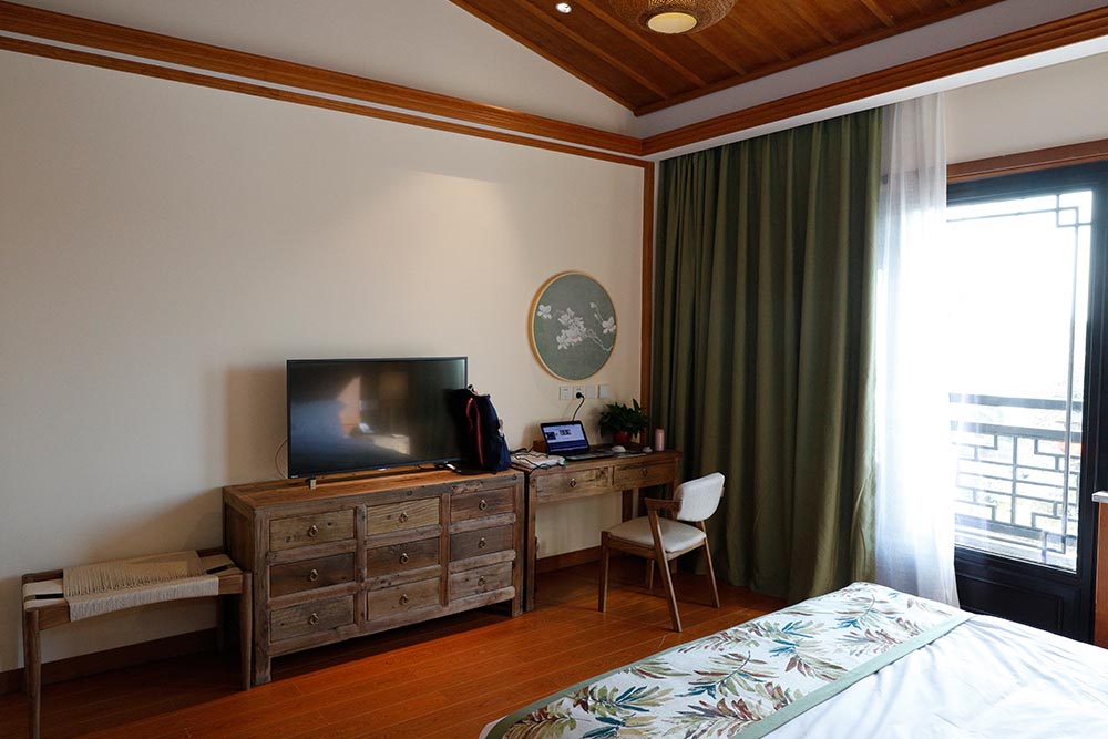 实木家具工厂 老榆木家具 老门板家具 仿古做旧家具