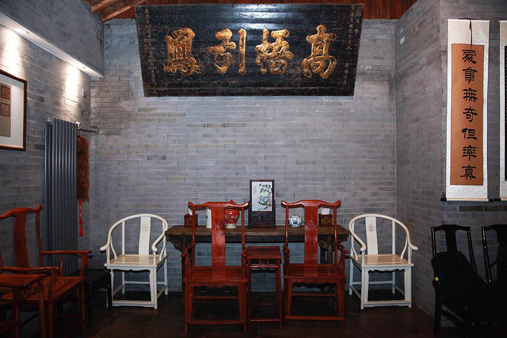 实木家具工厂 老榆木家具 老门板家具 仿古做旧家具 实木家具工厂 老榆木家具 老门板家具 仿古做旧家具