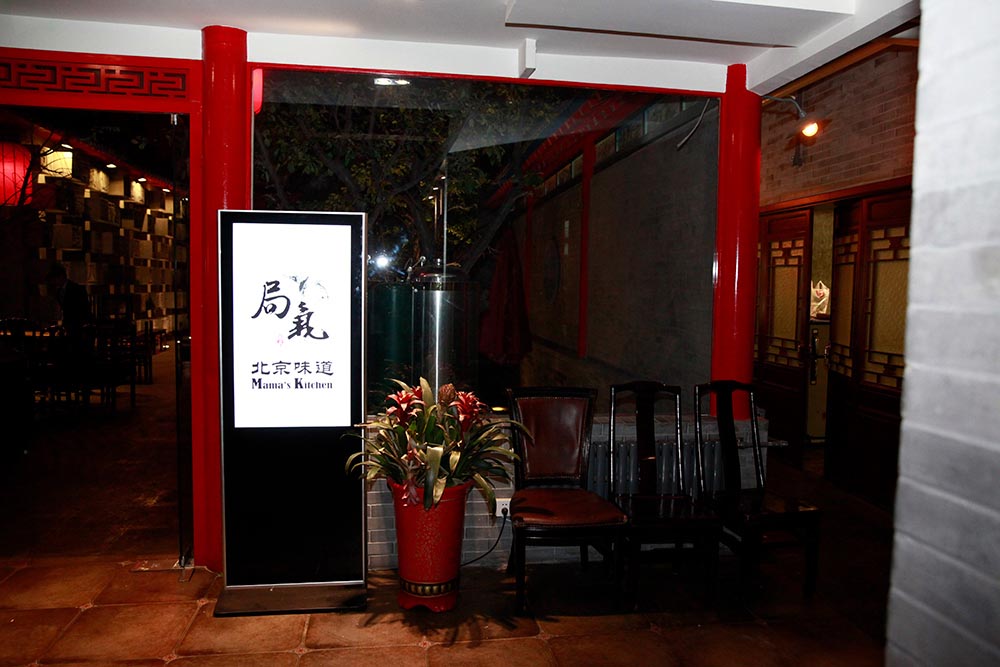 实木家具工厂 老榆木家具 老门板家具 仿古做旧家具 实木家具工厂 老榆木家具 老门板家具 仿古做旧家具