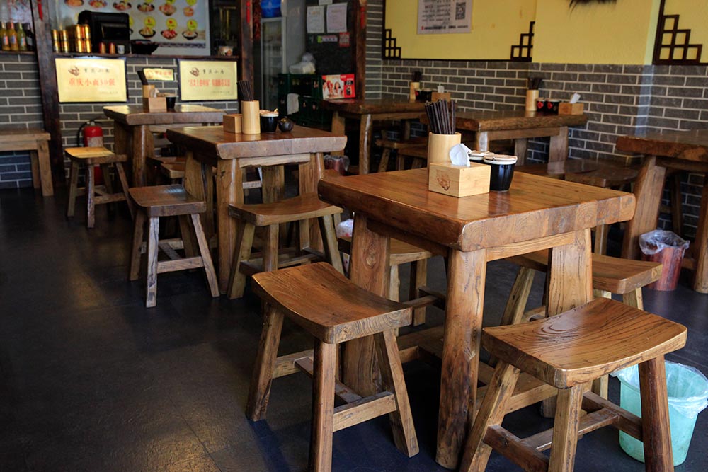 实木家具工厂 老榆木家具 老门板家具 仿古做旧家具 实木家具工厂 老榆木家具 老门板家具 仿古做旧家具