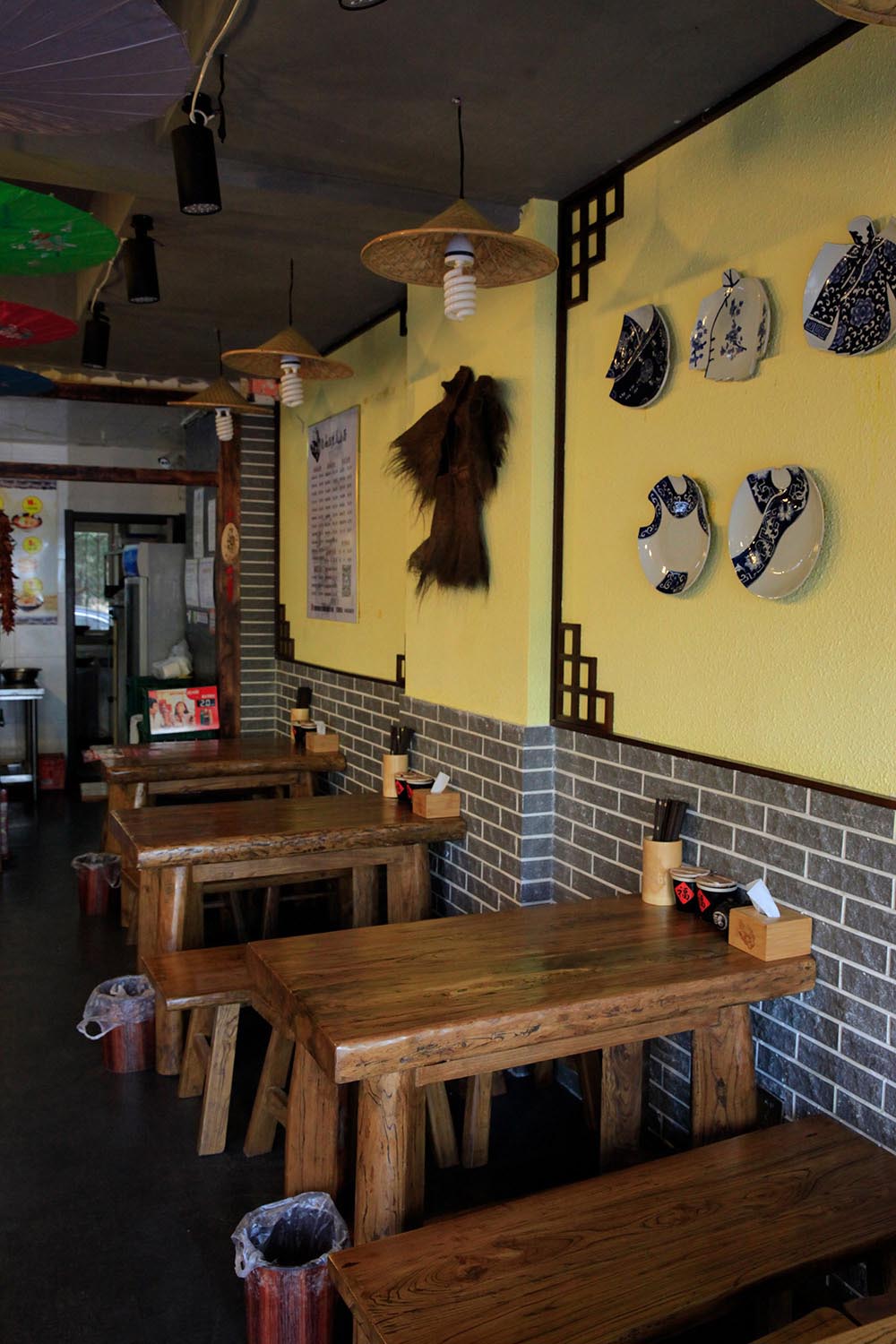 实木家具工厂 老榆木家具 老门板家具 仿古做旧家具 实木家具工厂 老榆木家具 老门板家具 仿古做旧家具