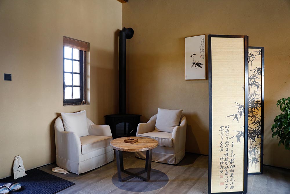 实木家具工厂 老榆木家具 老门板家具 仿古做旧家具